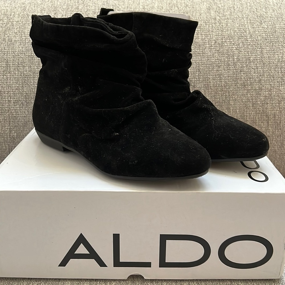Aldo Kotaki Short Black flat booties 37